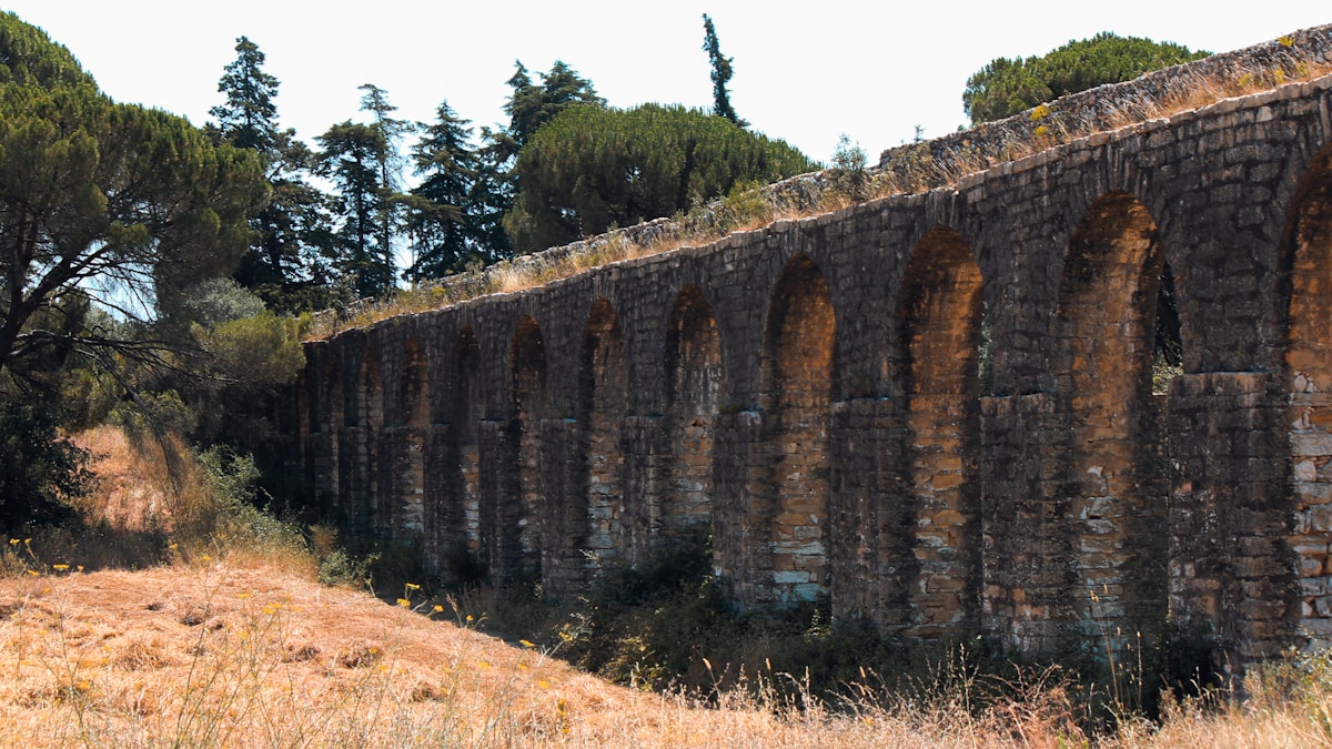 The Pegões aqueduct — 180 stone arches stretching across a valley near Tomar, central Portugal